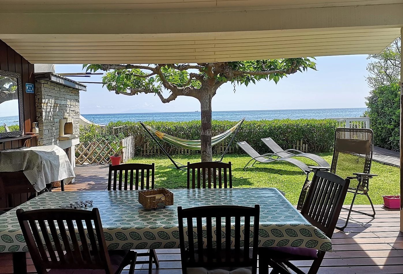 VILLA DE BORD DE MER à BORGO