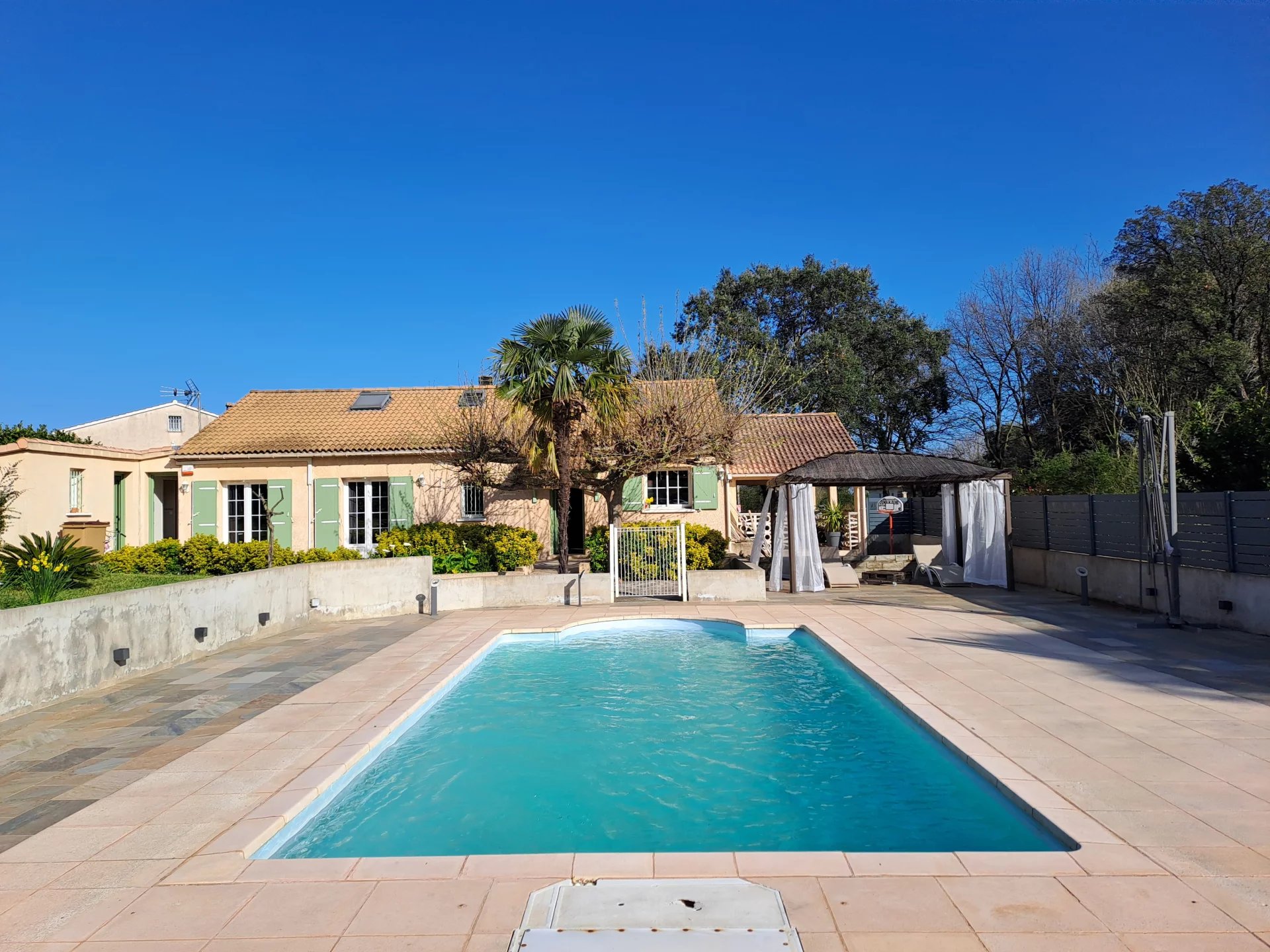 Villa avec piscine en ambiance campagne à Castellare Di Casinca